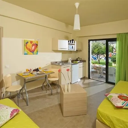 Kristalli Aparthotel