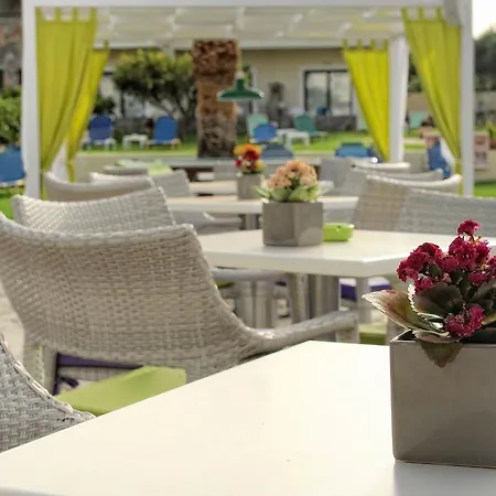 Aparthotel Kristalli 3*