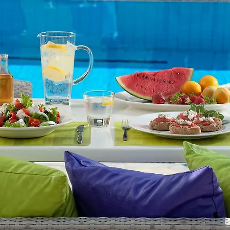 Kristalli Aparthotel