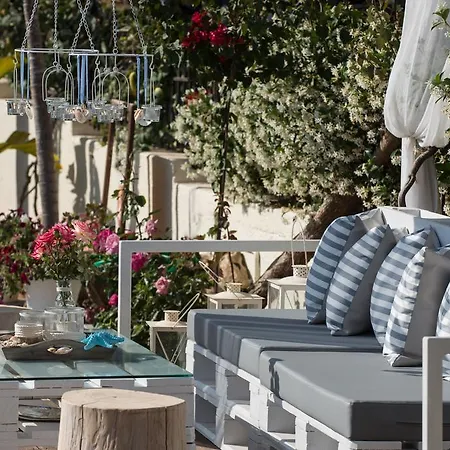 Apartahotel Kristalli 3*