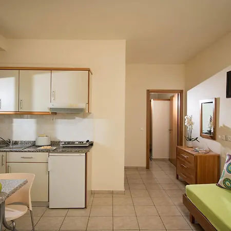 Aparthotel Kristalli Malia