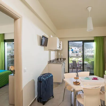 Aparthotel Kristalli 3*