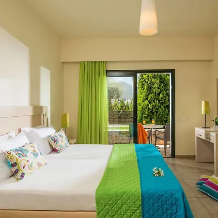 Kristalli Aparthotel Malia
